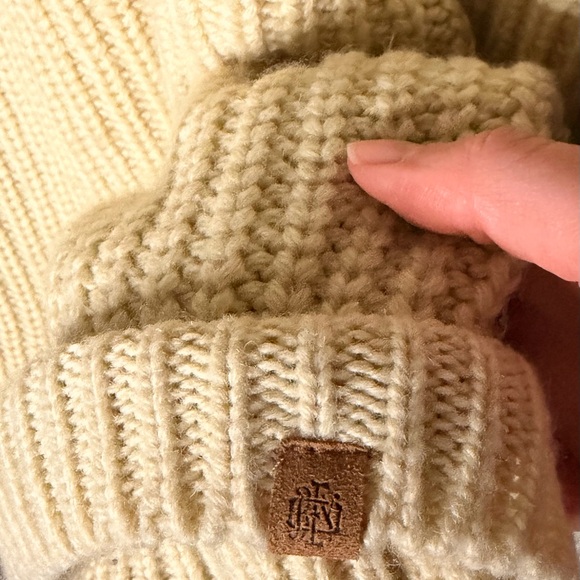 Men’s Obey Cream Knit Sweater - Picture 8 of 11